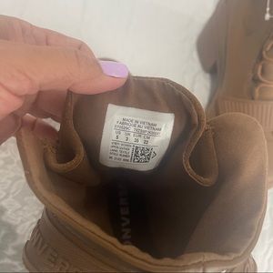 Converse brown boot with heel